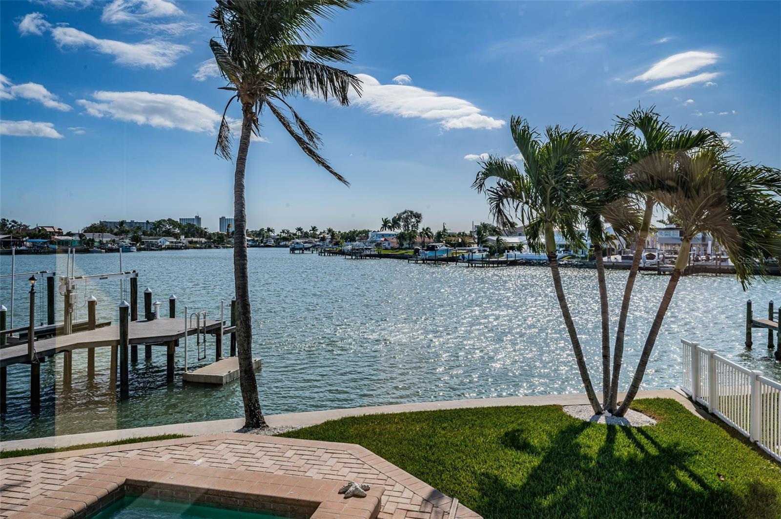 SOUTH CSWY ISLE YACHT CLUB ADD - Residential