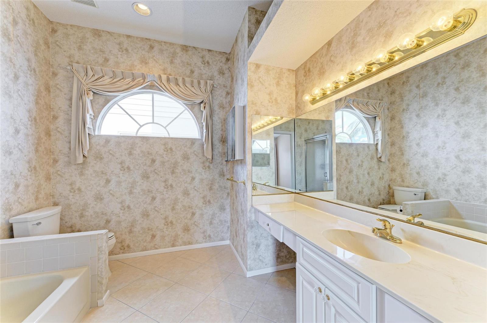 TREETOPS AT NORTH 40 - PLACID - Residential