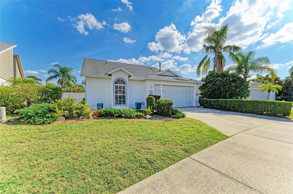 Photo of 4227 Placid Drive, Sarasota, FL 34243 (MLS # A4654976)