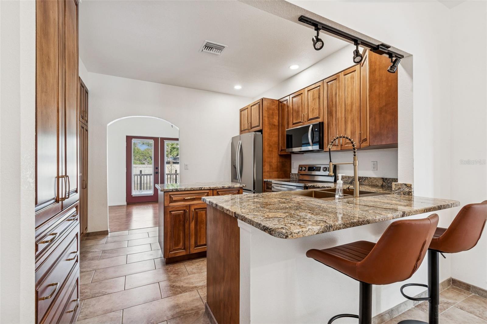 NEW HOME SUB - Residential Lease