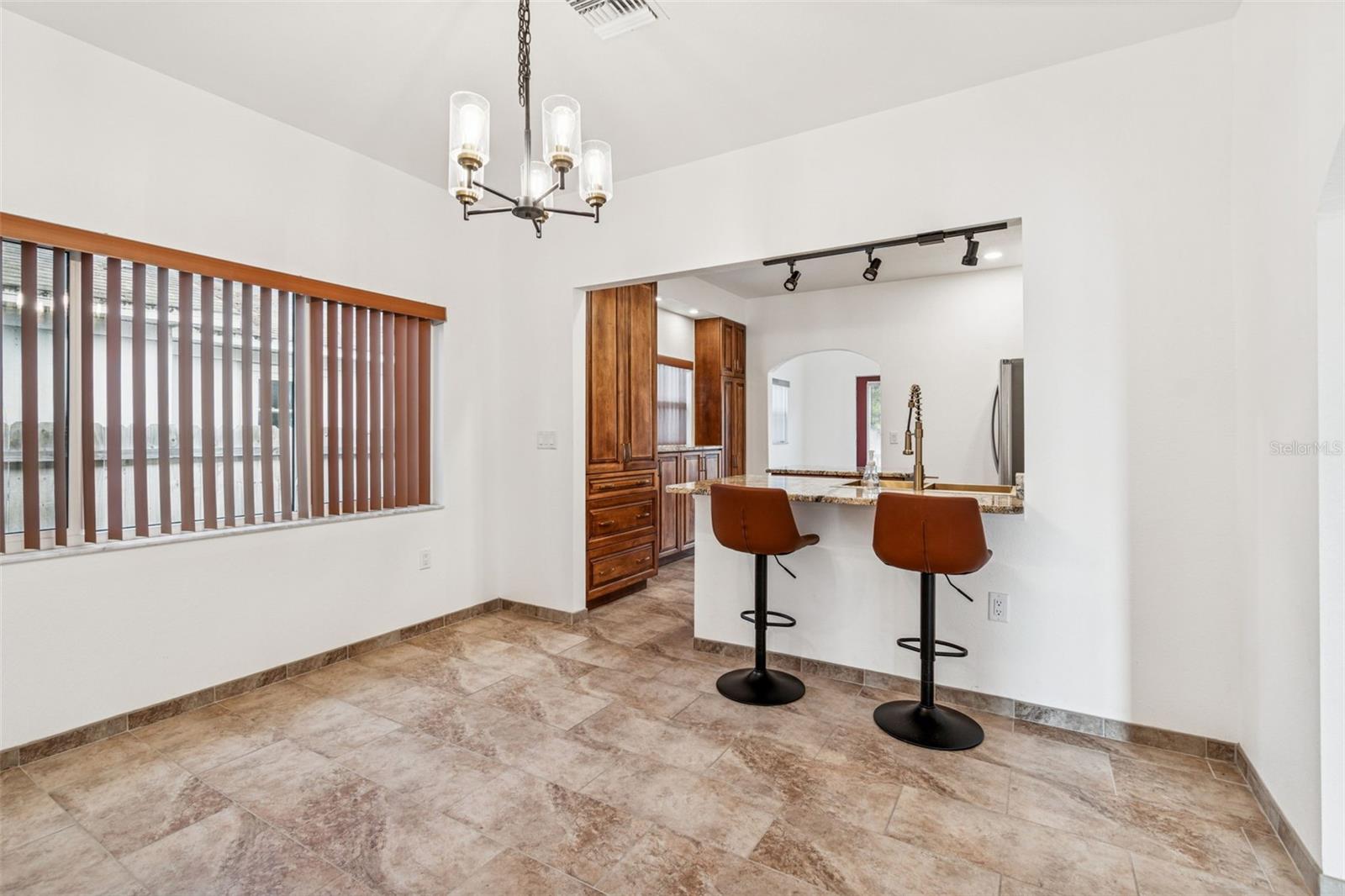 NEW HOME SUB - Residential Lease