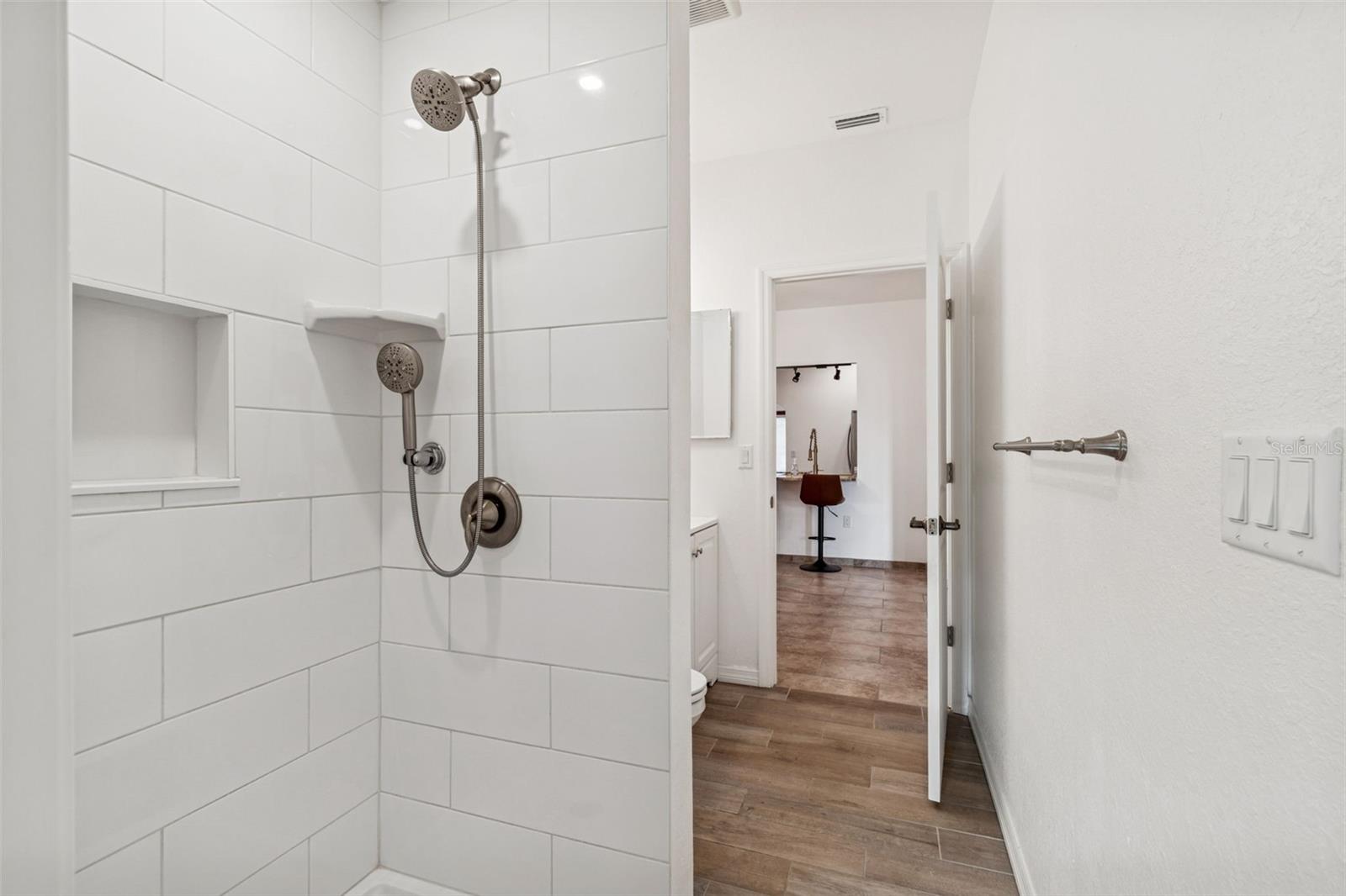 NEW HOME SUB - Residential Lease