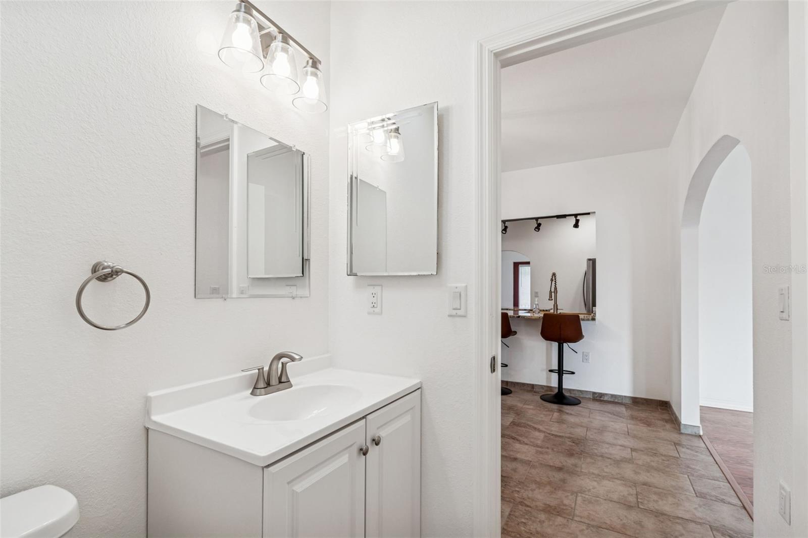 NEW HOME SUB - Residential Lease