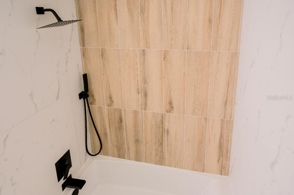 SKY CREST UNIT 5 - Residential