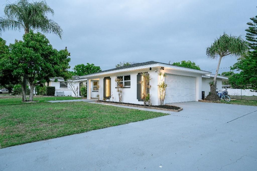 Photo of 219 S Corona Avenue, Clearwater, FL 33765 (MLS # TB8491051)