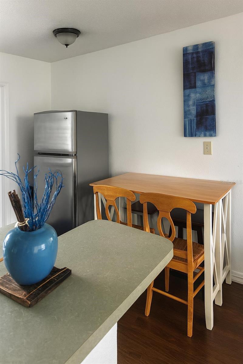 GANDY GARDENS 3 - Residential