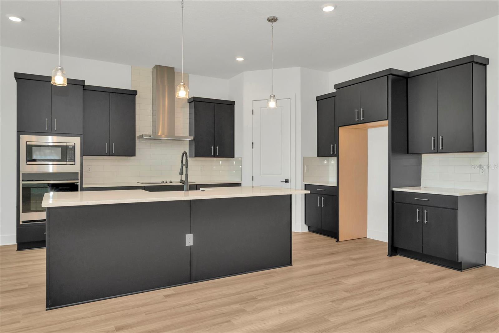 8347 GOLDEN BEACH COURT