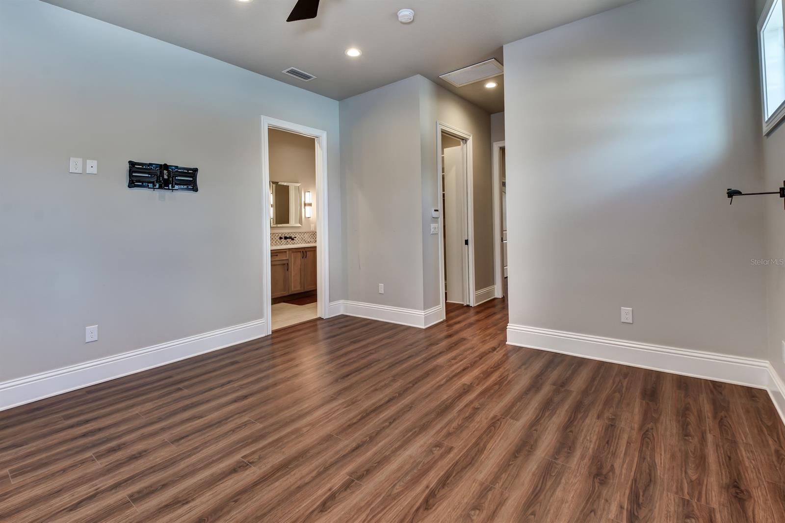 Tabby House - Residential