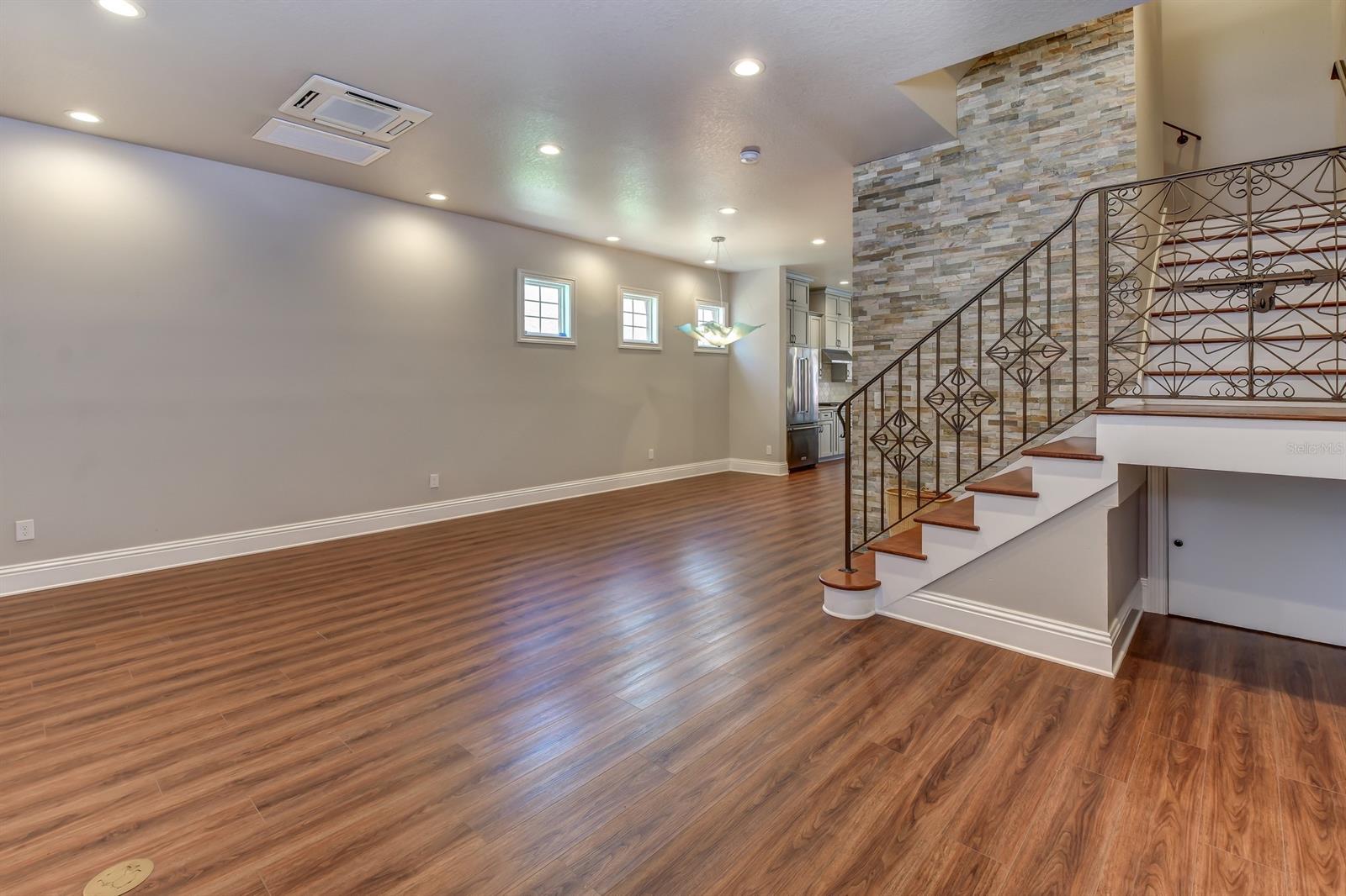 Tabby House - Residential