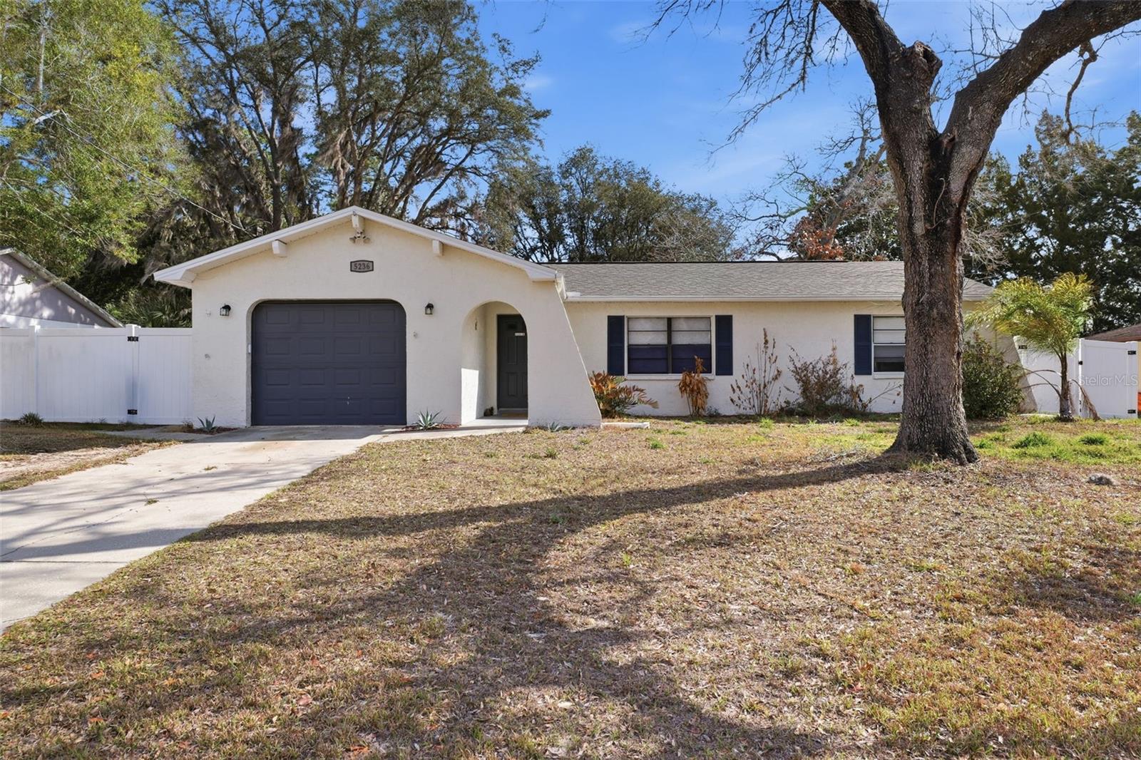 SPRING HILL - Residential