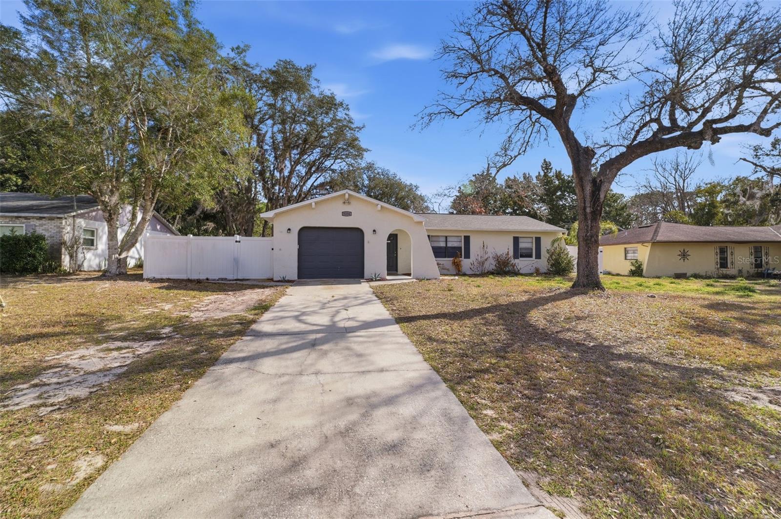 SPRING HILL - Residential