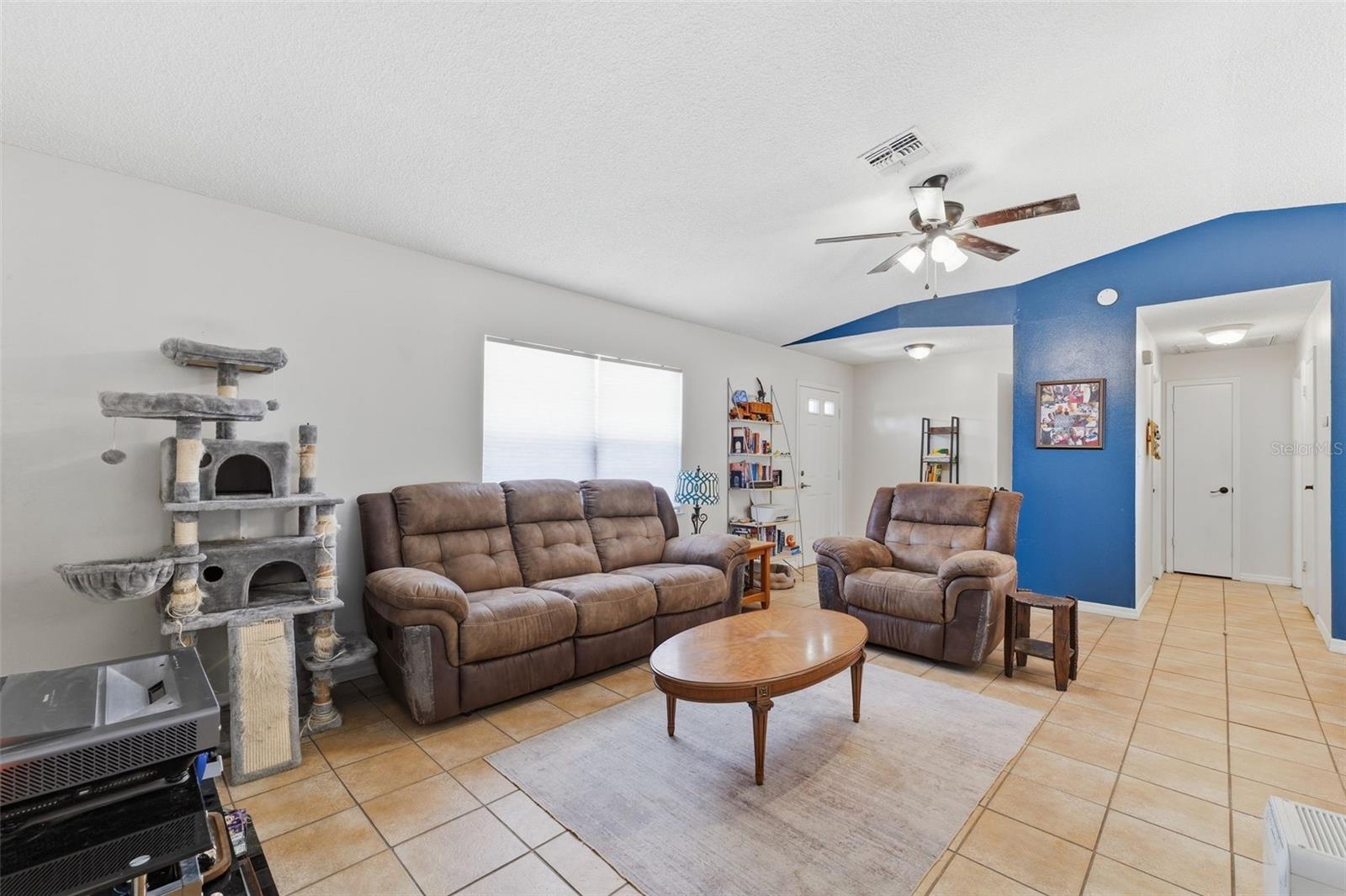 SPRING HILL - Residential