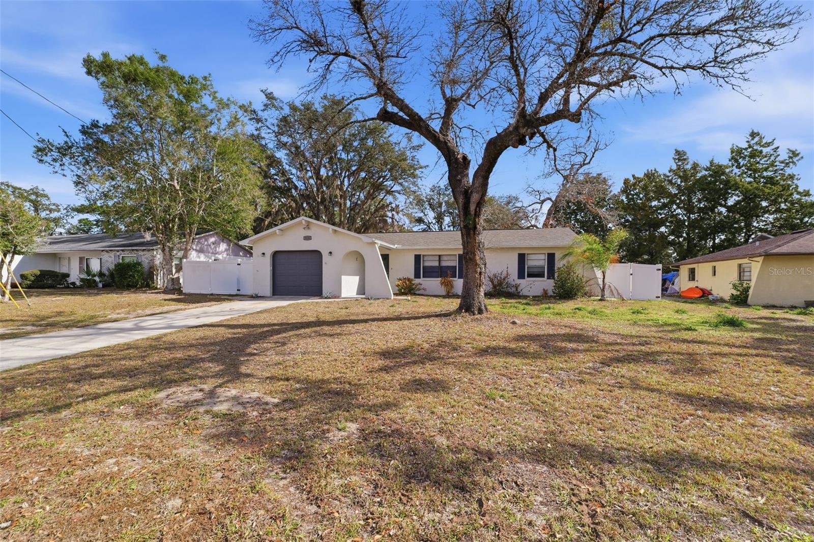 SPRING HILL - Residential