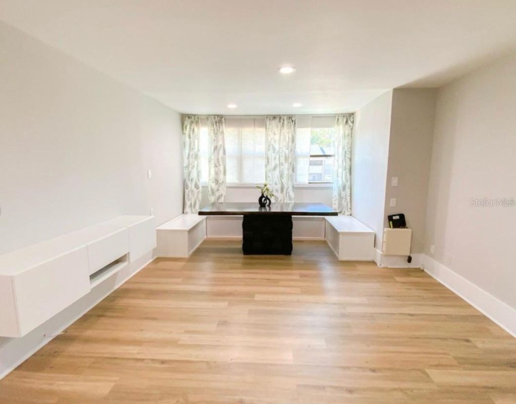 Photo of 1400 Gandy Boulevard N #1013, St Petersburg, FL 33702 (MLS # TB8495648)