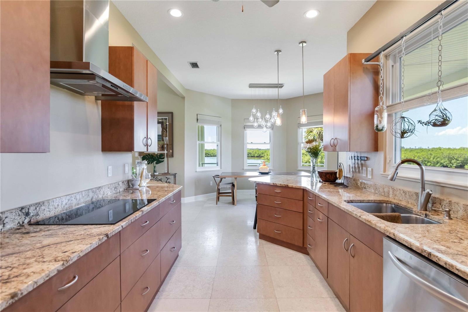 NO-SEE-UM ACRES - Residential