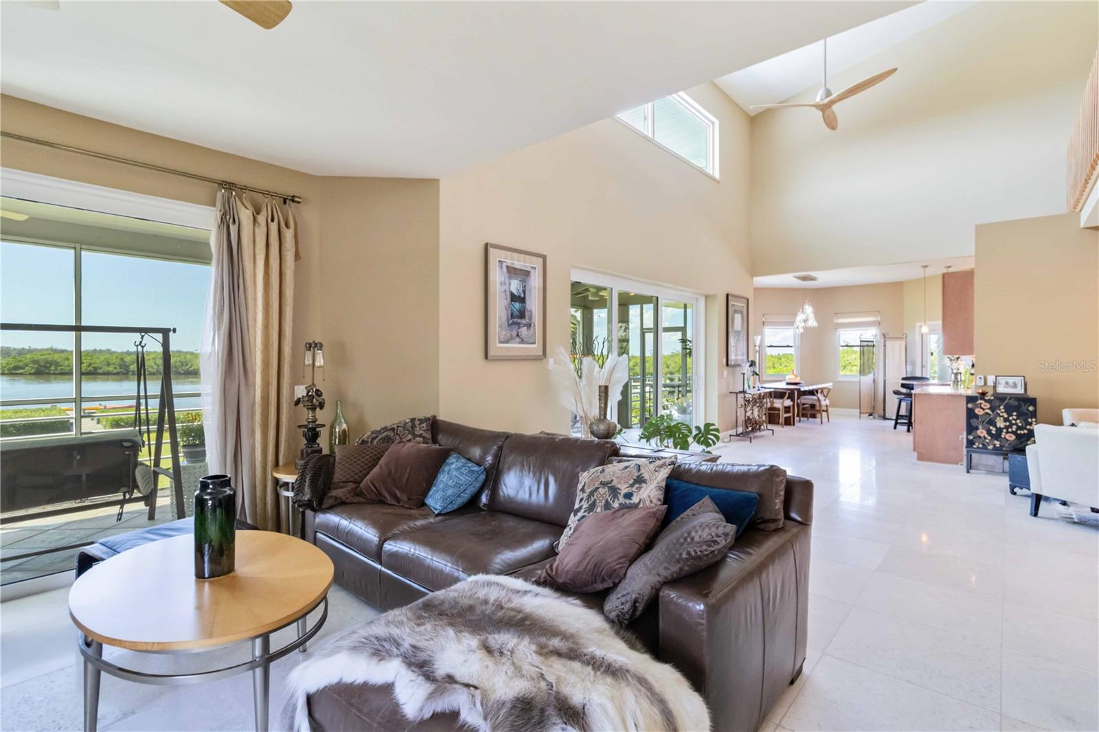 NO-SEE-UM ACRES - Residential