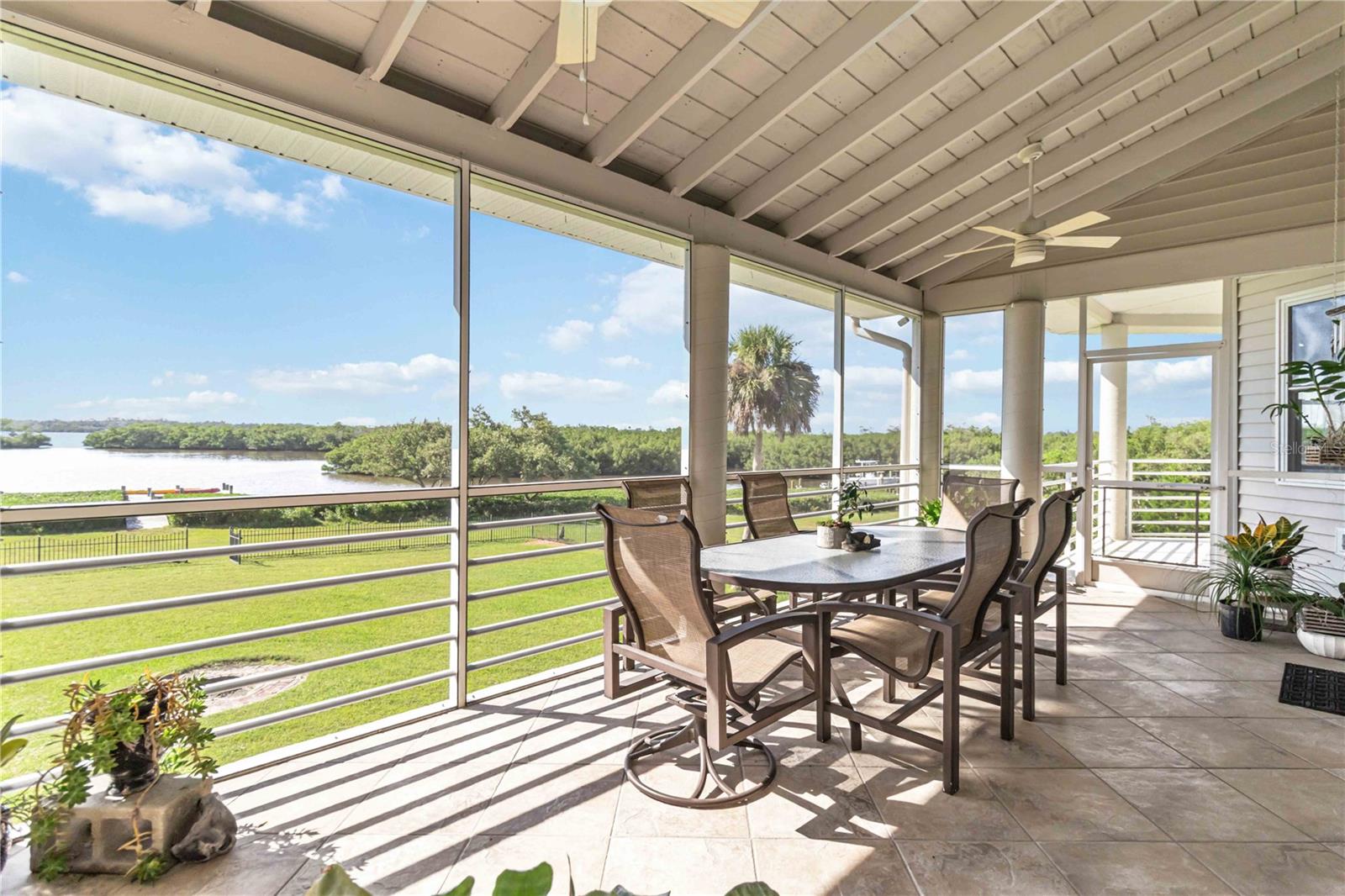 NO-SEE-UM ACRES - Residential