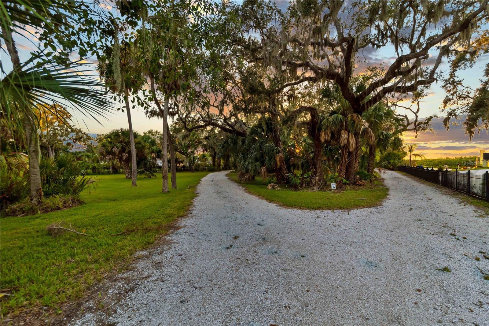 6511 BAYSHORE ROAD