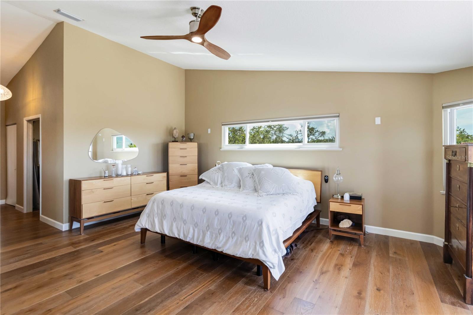 NO-SEE-UM ACRES - Residential