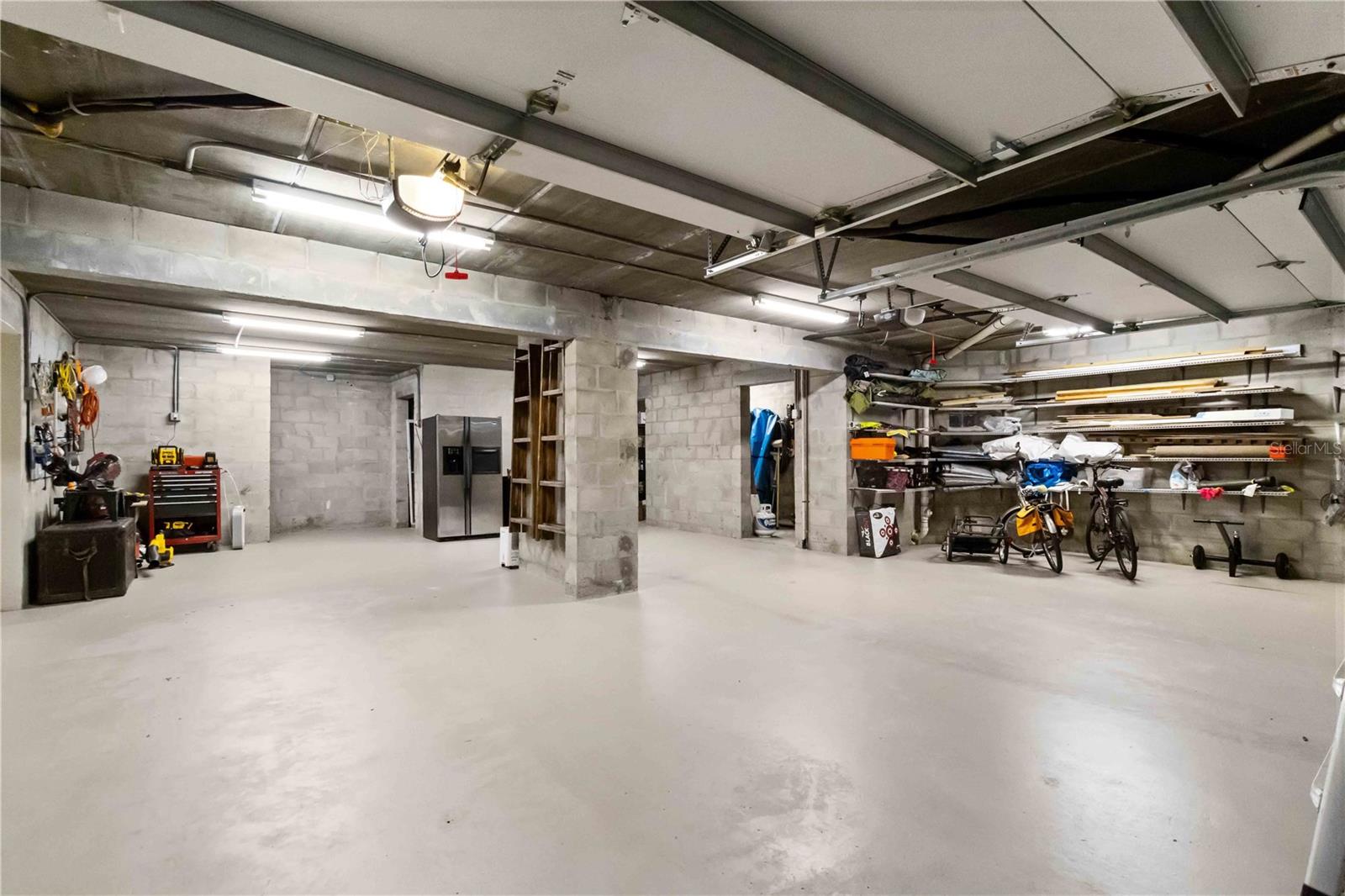 NO-SEE-UM ACRES - Residential