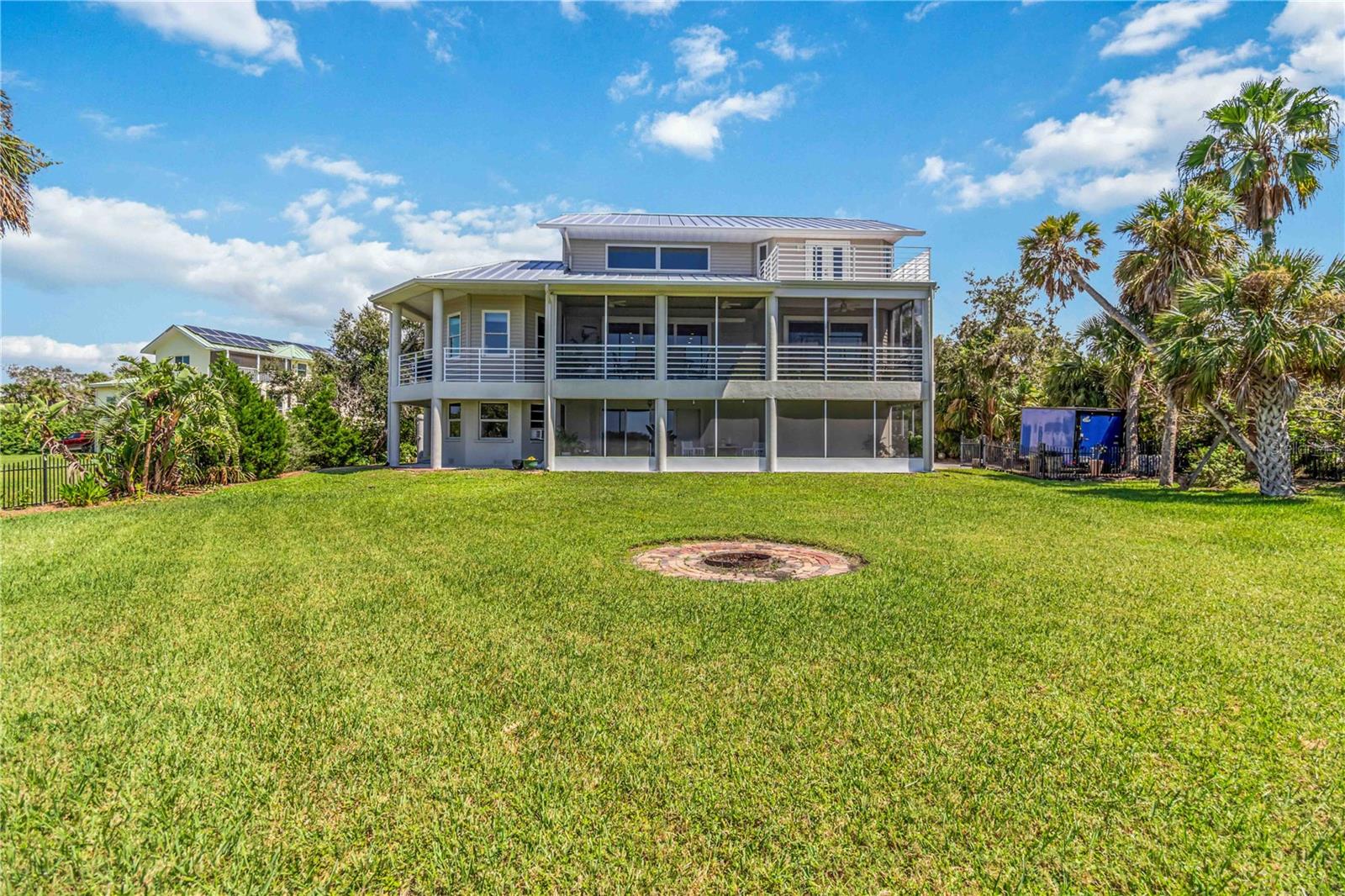 NO-SEE-UM ACRES - Residential