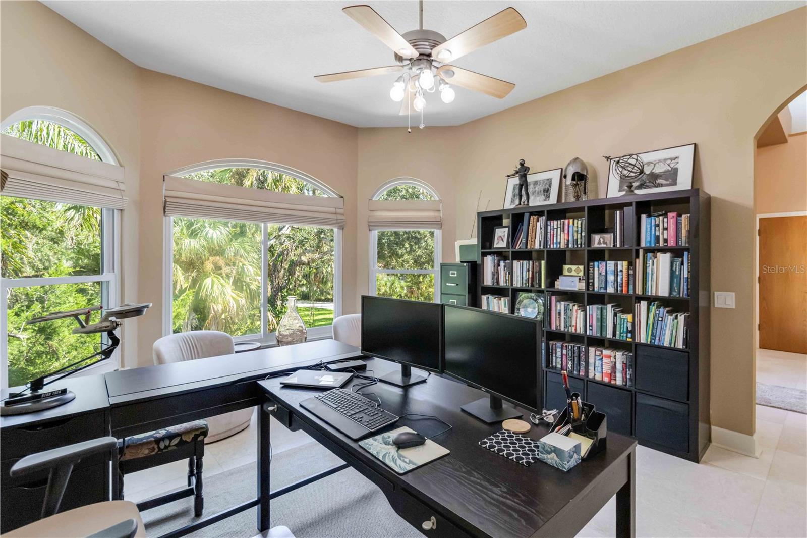 NO-SEE-UM ACRES - Residential