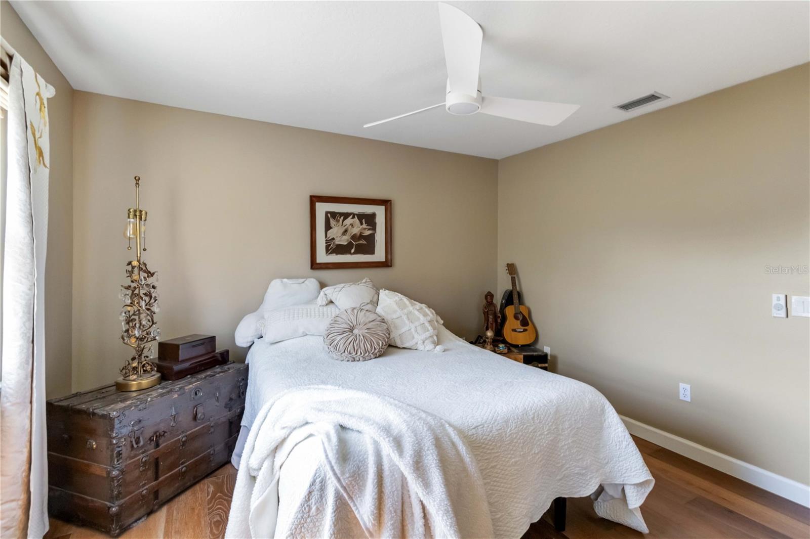 NO-SEE-UM ACRES - Residential