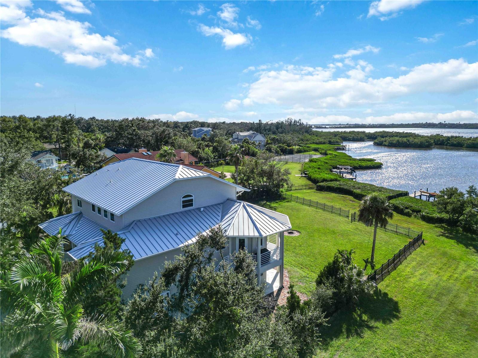 NO-SEE-UM ACRES - Residential