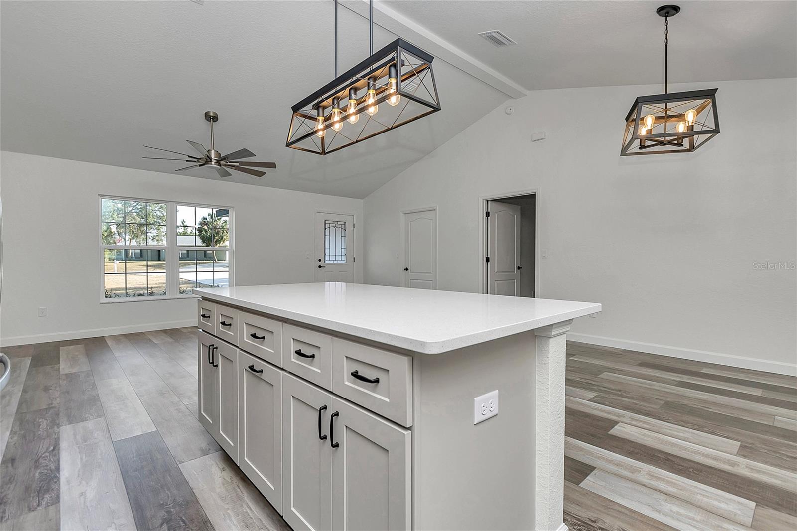 RAINBOW SPRINGS - Residential