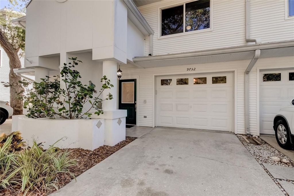 Photo of 9732 Indian Key Trail #113, Seminole, FL 33776 (MLS # TB8469897)