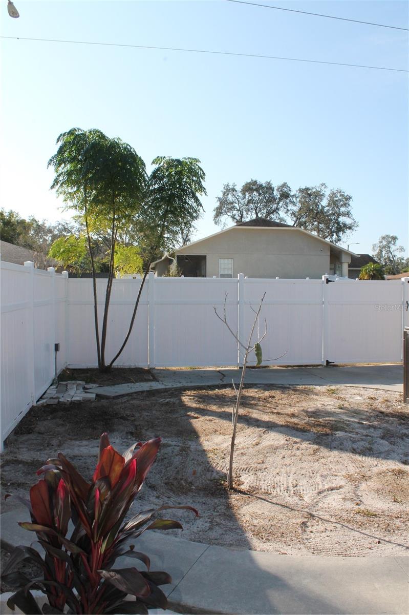 REGENCY PARK - Residential