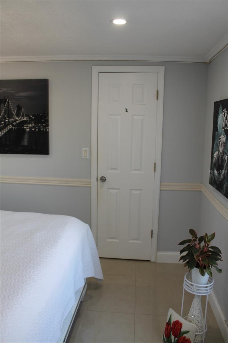 REGENCY PARK - Residential