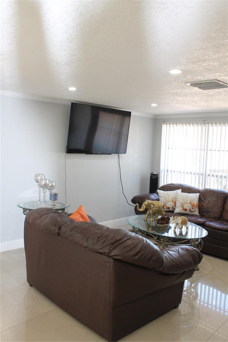 REGENCY PARK - Residential