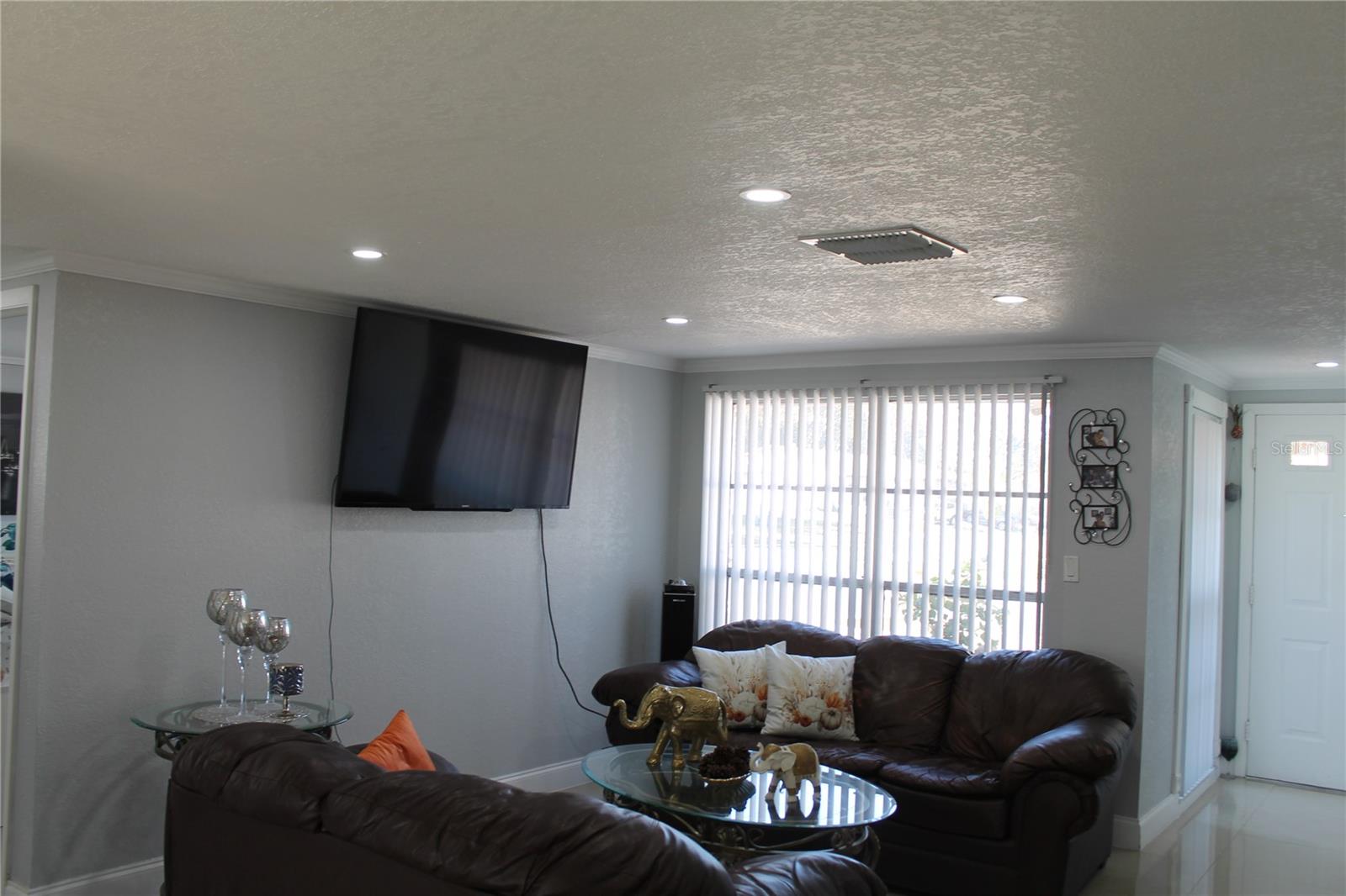 REGENCY PARK - Residential