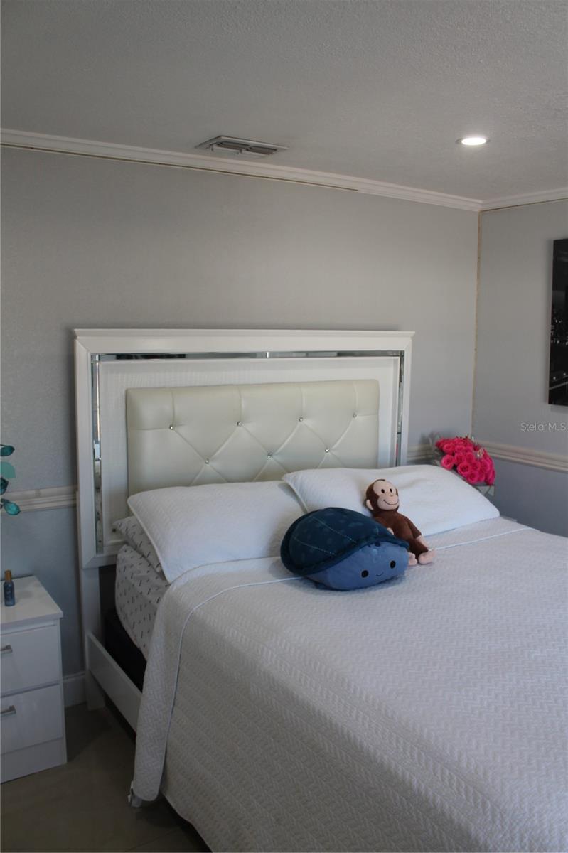 REGENCY PARK - Residential