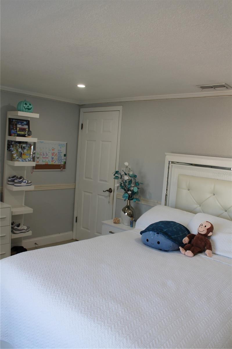 REGENCY PARK - Residential