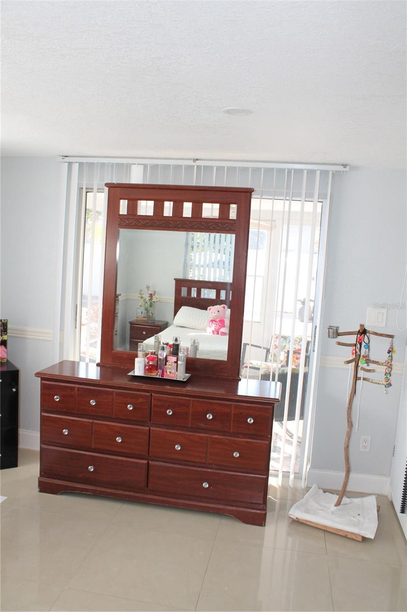 REGENCY PARK - Residential