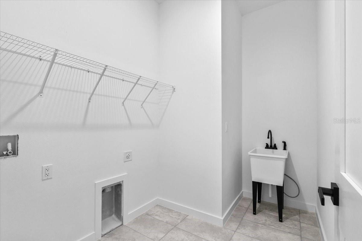 CITRUS SPGS UNIT 04 - Residential