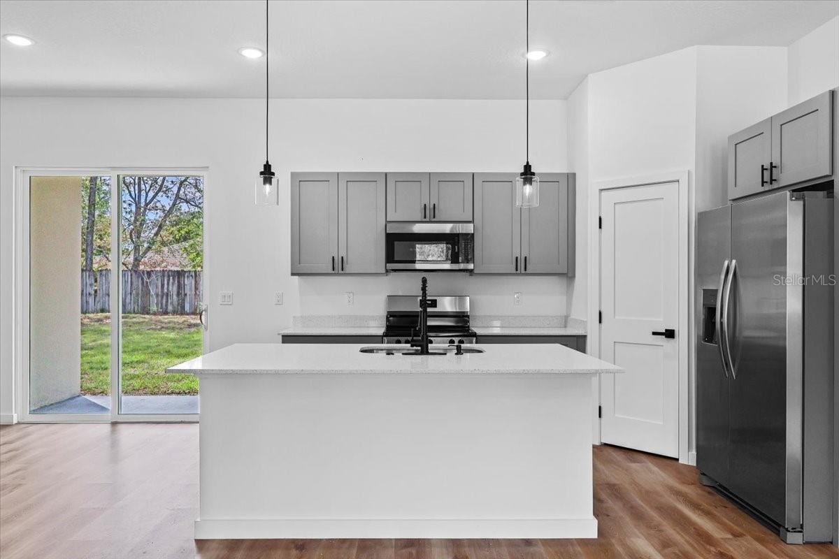 CITRUS SPGS UNIT 04 - Residential