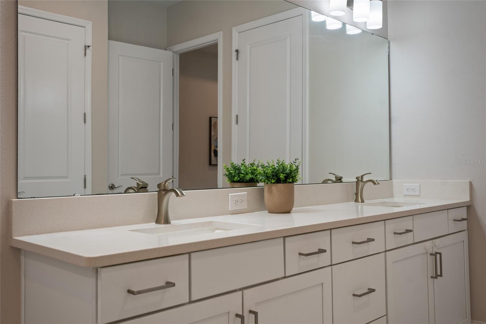 LAUREATE PARK PH 4 - Residential