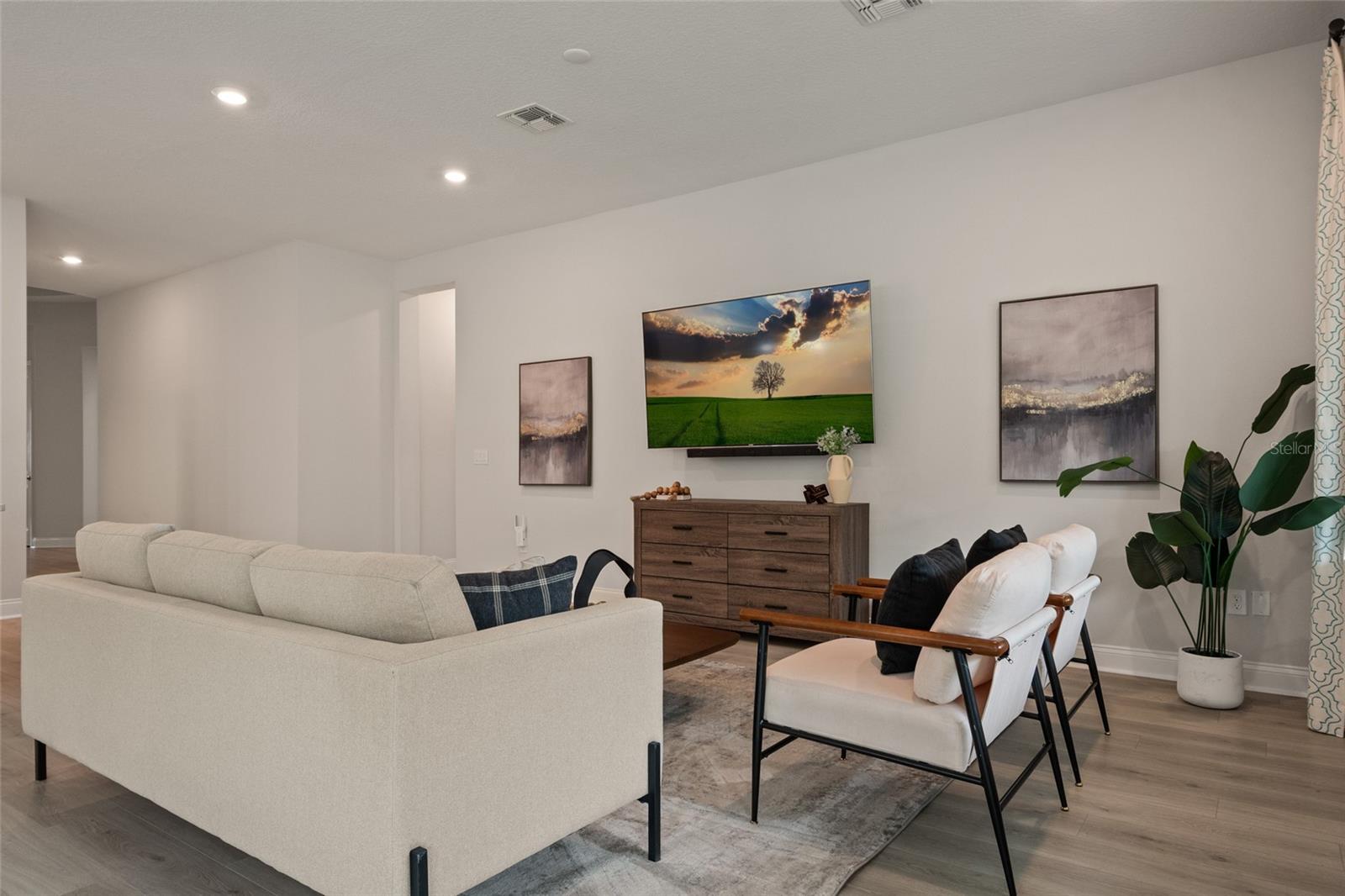 LAUREATE PARK PH 4 - Residential