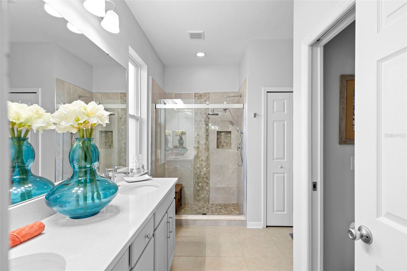 BRIDGEFORD XING - Residential