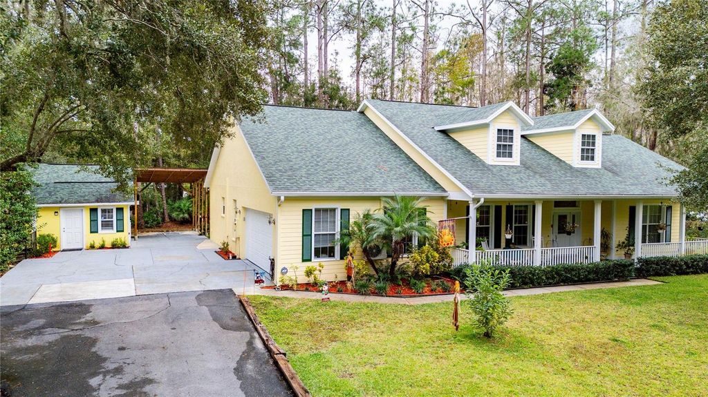 Photo of 26334 Lawrence Avenue, Wesley Chapel, FL 33544 (MLS # TB8455433)