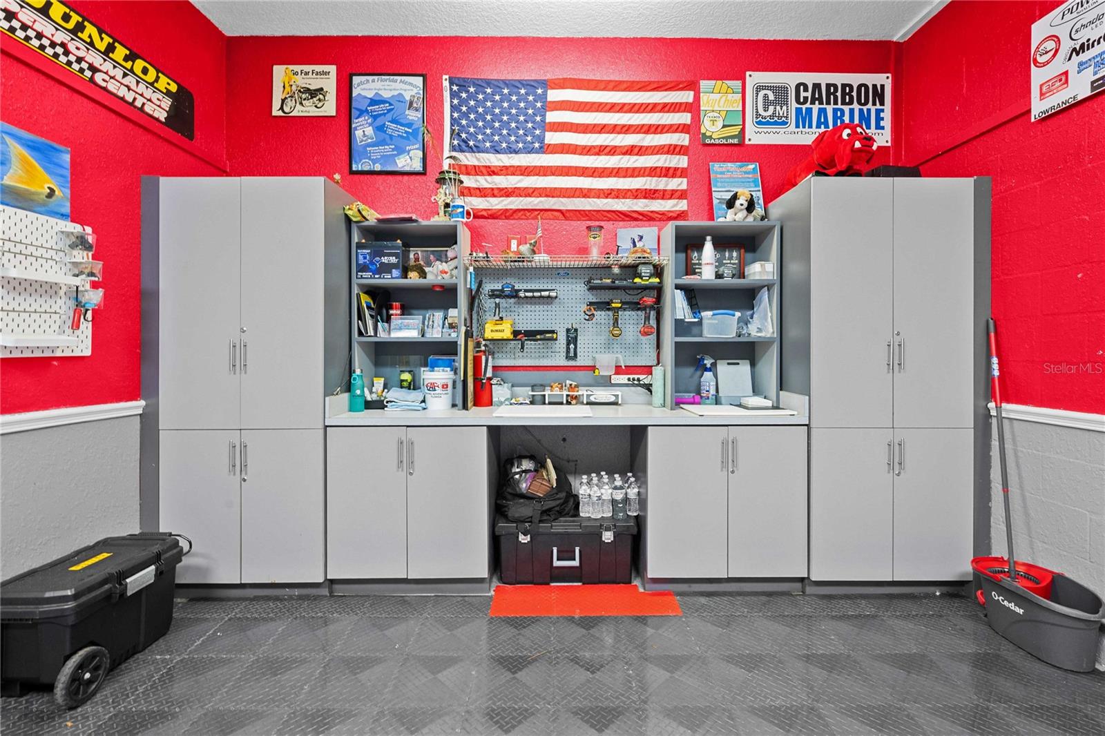 QUAIL HOLLOW PINES - Residential