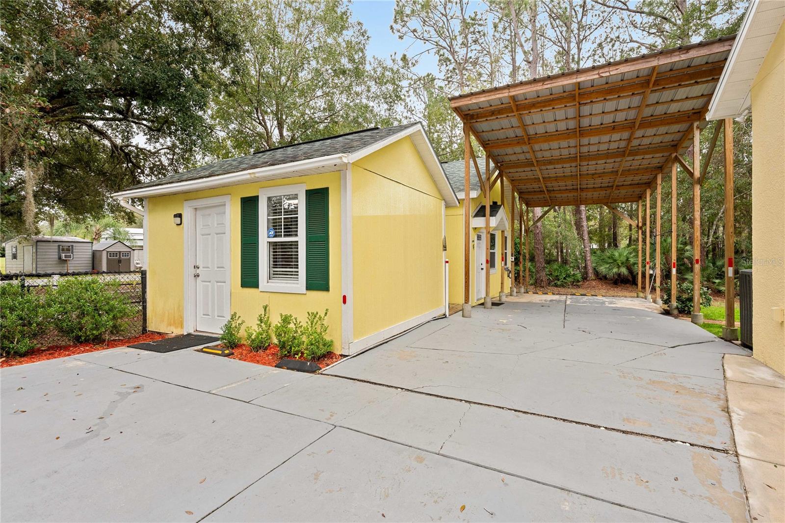 QUAIL HOLLOW PINES - Residential