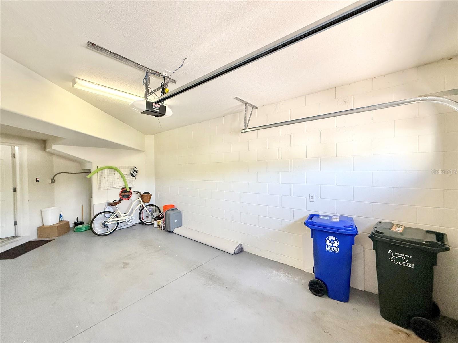 CARILLON LAKES - Residential