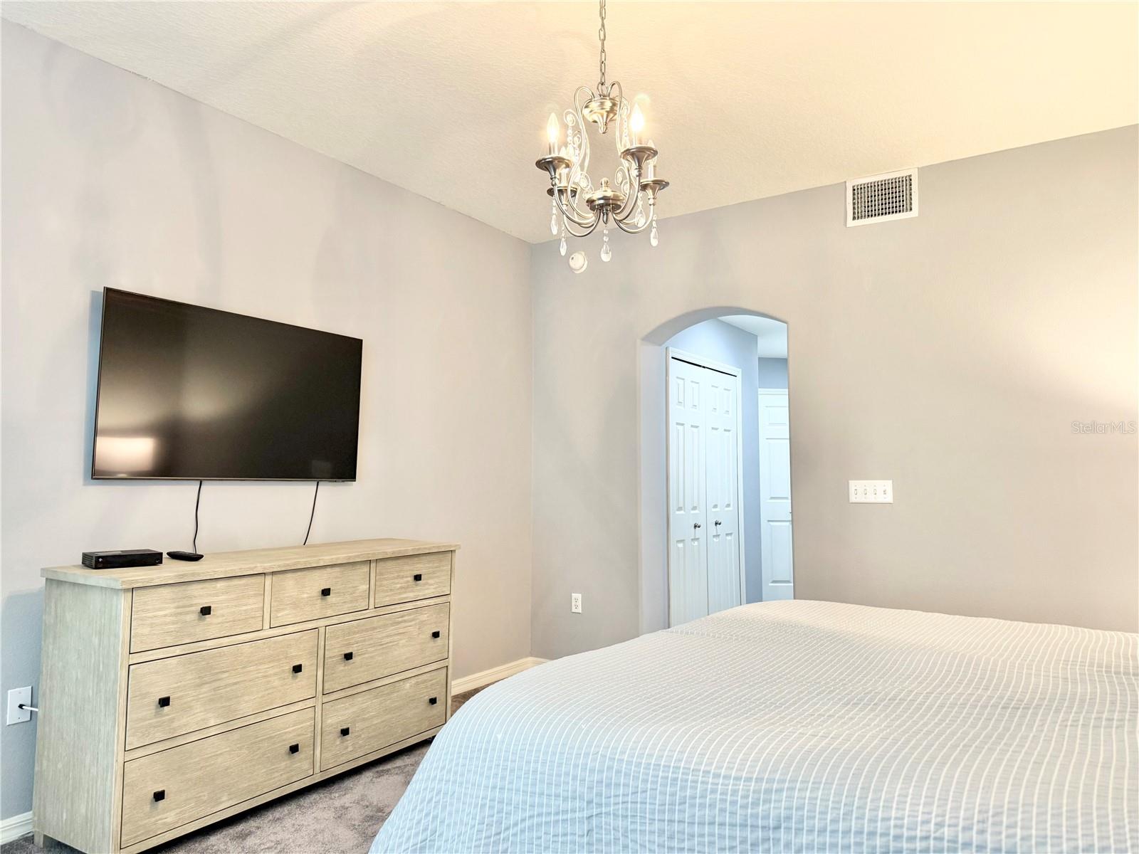 CARILLON LAKES - Residential