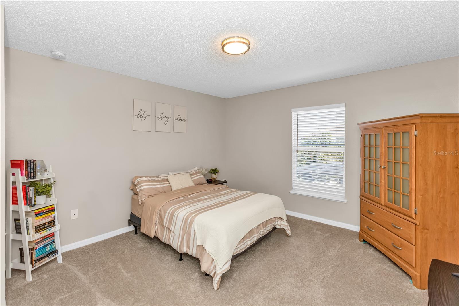 CORNER LAKE PH 03 A & B - Residential