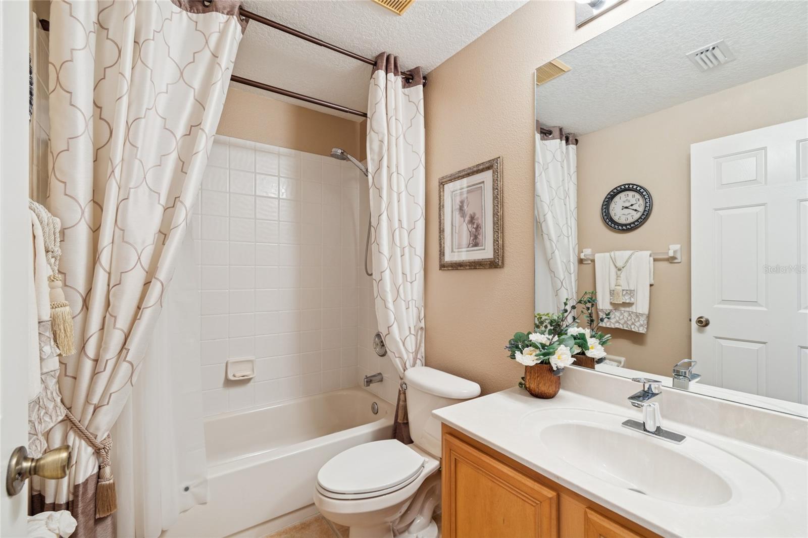 WEST MEADOWS PRCLS 21 & 22 - Residential