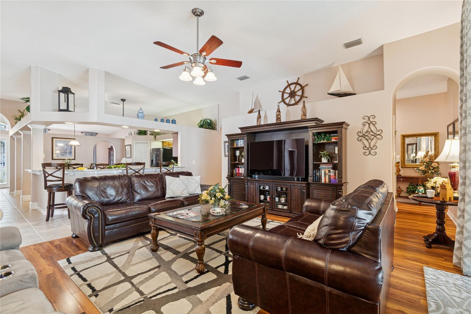 WEST MEADOWS PRCLS 21 & 22 - Residential